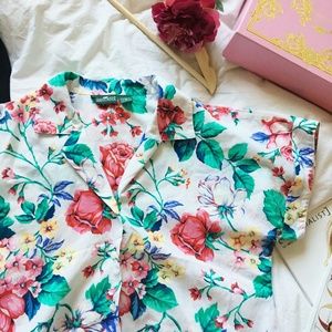 CABIN CREEK floral short sleeve button up